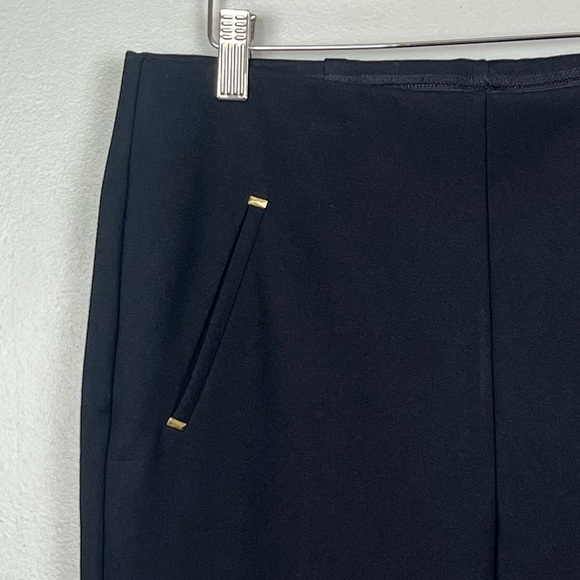 Chico’s black Juliet Ponte Trim Detail pullon Ankle Pants, size 8. - Picture 6 of 10